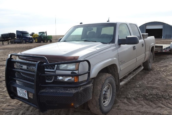 2005 Chevy 2500 HD pickup