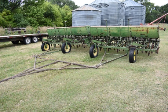 John Deere LZ Drills