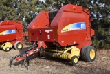 2008 New Holland BR 7090 Baler