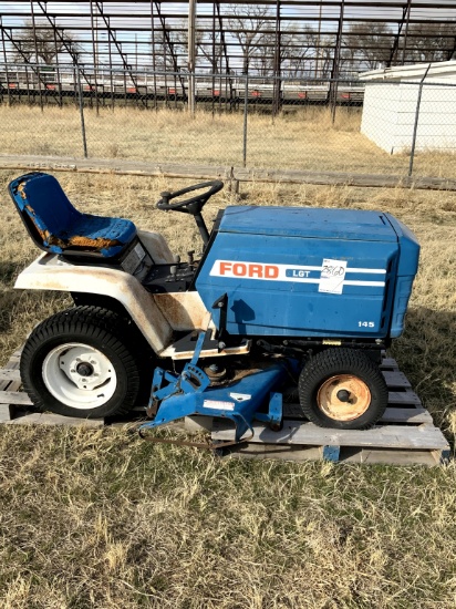Ford LGT 145 Riding Lawn Mower