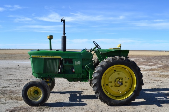 1962 John Deere 3010 D Tractor