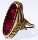 18k Gold and Garnet Ring