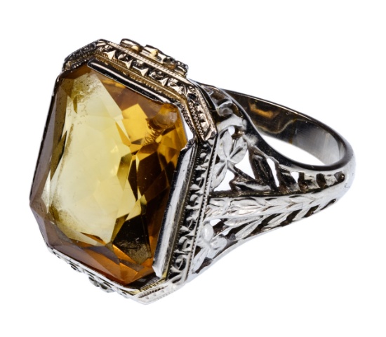 18k White Gold Art Deco Style Citrine Ring