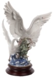 Lladro #5912 'Swans Take Flight' Figurine