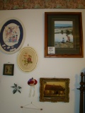 PICTURES & WALL HANGINGS