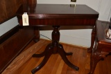 VINTAGE MAHOGANY SWIVEL TOP GAME TABLE