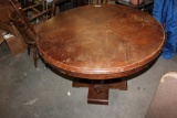 Nice Round Table