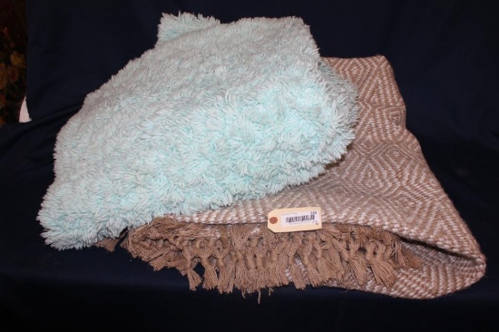 LOT OF 2 RUGS