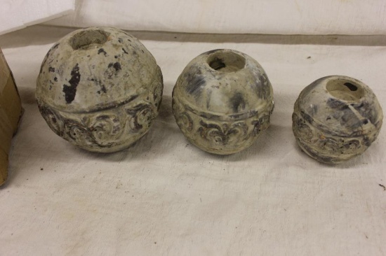 DECO. BALLS