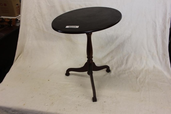TILT TOP TABLE