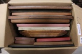 LOT OF PICTURE FRAMES
