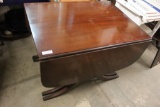 MAHOGANY DINING TABLE W/LEAF