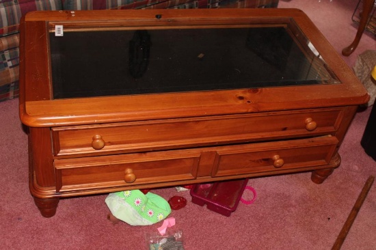 COFFEE TABLE W/SHOW CASE TYPE GLASS TOP & 2 DRAWERS