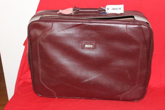LARGE BROWN SUIT CASE BY ARRIVO
