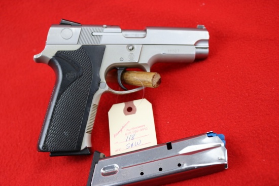 S&W 4043 Pistol .40 S&W