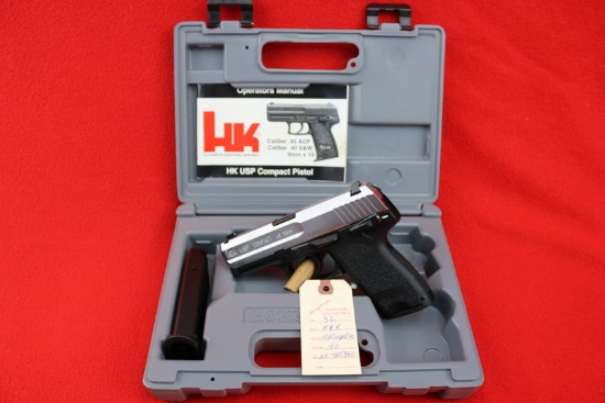 H & K Compact 40 Pistol  40 S&W