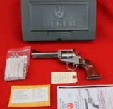 Ruger Single Seven Revolver .327 Fed Mag. (KSSM-4-327)