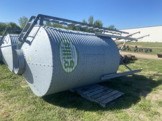 GILLIS (APPROX 3-TON) FEED BIN  -NO LID