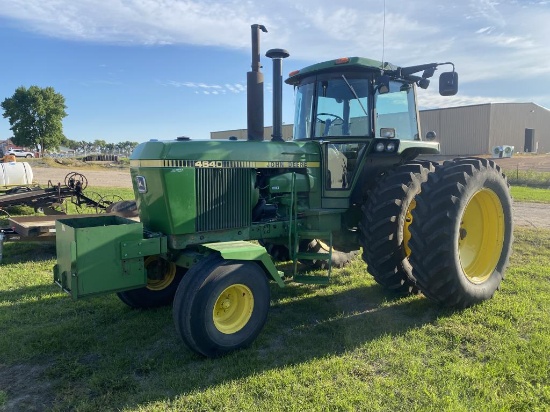 1979 JOHN DEERE 4640 POWERSHIFT TRACTOR, 9493 HRS S/N: 012891, 3 REMOTES, S