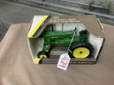 Jd 1953 70 row crop tractor