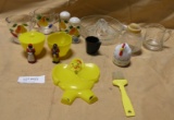 ASSORTED KITCHEN COLLECTIBLES LOT