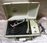 WARDS AIRLINE SOLID STATE TABLETOP RECORD PLAYER