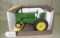 ERTL DIECAST METAL 1/16 SCALE JOHN DEERE 70 ROW CROP TRACTOR W/BOX