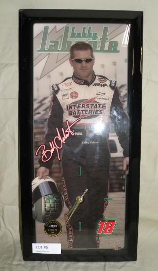 BOBBY LABONTE/INTERSTATE BATTERIES BATTERY OPERATED WALL CLOCK - UNTESTED