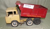 VTG. STRUCTO PRESSED METAL TOY DELUXE DUMPER TRUCK
