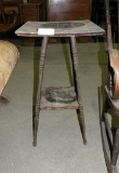 ANTIQUE WOODEN PARLOR STYLE SIDE TABLE - WILL NOT SHIP