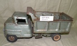 STRUCTO PRESSED METAL HYDRAULIC DUMPER TOY TRUCK