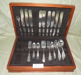 ASSORTED SILVER PLATE SILVERWARE IN LINED WOOD CASE