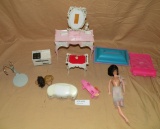BARBIE DOLLS, DOLL HOUSE ACCESSORIES