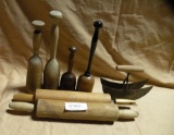 7 VINTAGE WOODEN KITCHEN ITEMS, PASTRY CUTTER