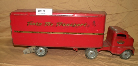 TONKA TOY PRESSED STEEL TRANSPORT TRACTOR/TRAILER