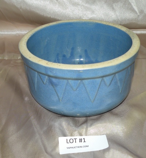 VINTAGE BLUE STONEWARE MIXING BOWL