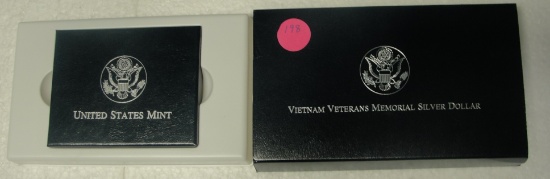 1994 VIETNAM VETERANS MEMORIAL UNC. SILVER DOLLAR W/BOX