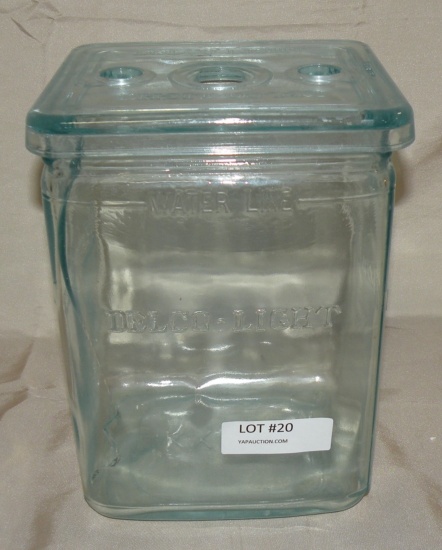 ANTIQUE DELCO LIGHT GLASS BATTERY JAR - CRACKED