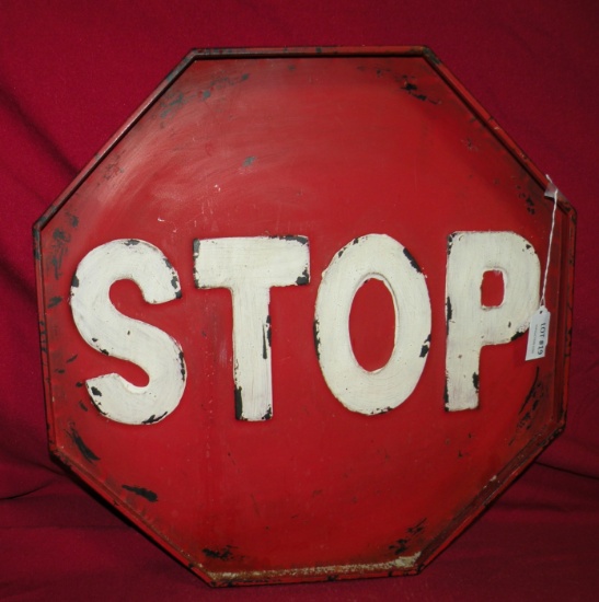 SINGLE-SIDED TIN STOP SIGN WALL HANGING