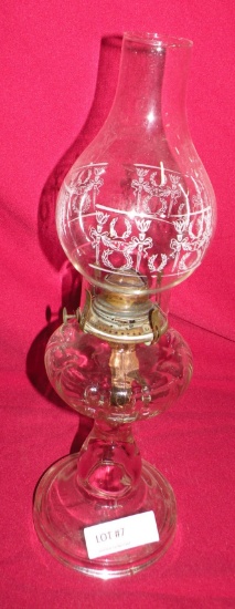 CLEAR GLASS OIL LAMP W/CHIMNEY