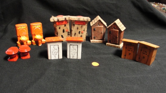 6 PAIR ASSORTED OUTHOUSE & TOILET THEMED SALT & PEPPER SHAKERS