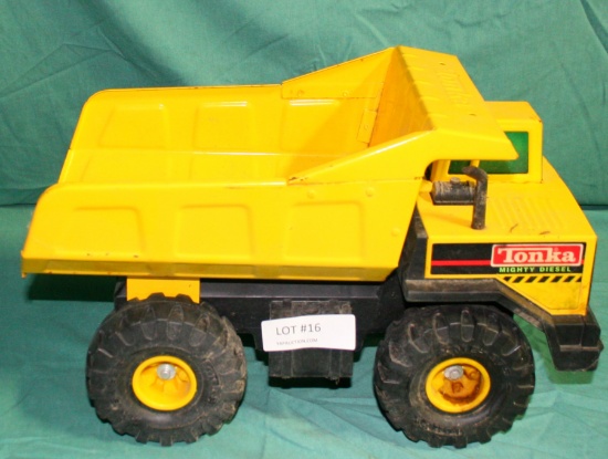 TONKA TOYS DUMP TRUCK