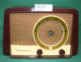 WESTINGHOUSE PLASTIC MANTEL RADIO