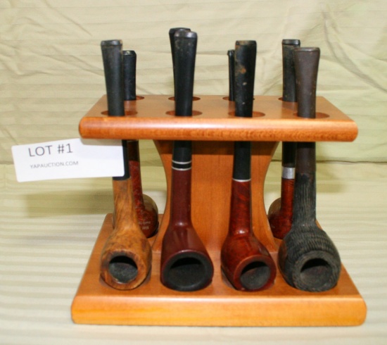 VTG. WOODEN PIPE STAND W/8 ASSORTED PIPES