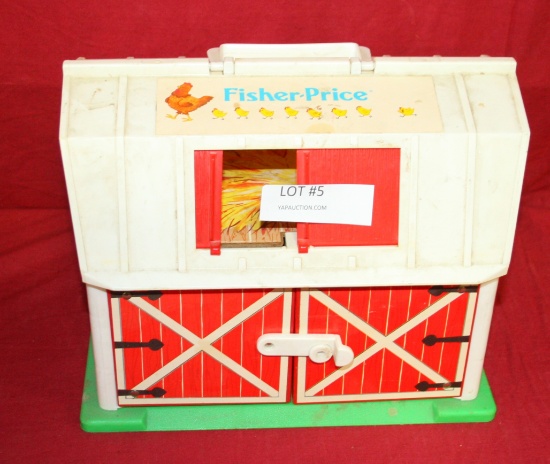 FISHER PRICE TOY BARN W/SOUND