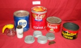FLAT BOX OF ASSORTED VINTAGE KITCHEN ITEMS