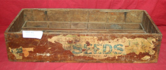 VINTAGE WOODEN SEED BOX W/3 DIVIDED TRAYS