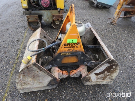 2014 Bruce Kinshofer Electric Clam Bucket,