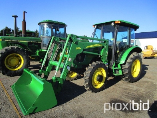 John Deere 5225 4X4 Tractor w/JD 542 Loader,
