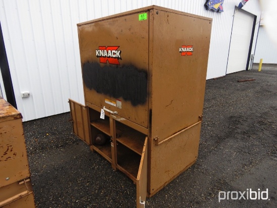 Knacck John Box w/Bottom Bins,